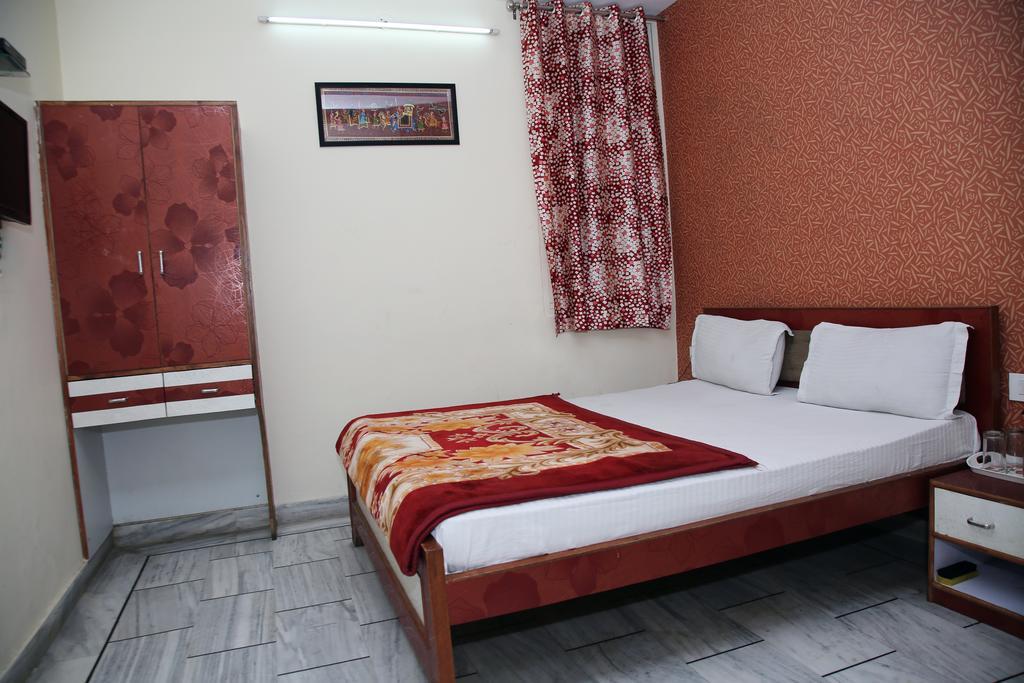 Oyo 15242 Hotel Rathi Palace Jaipur Exterior photo